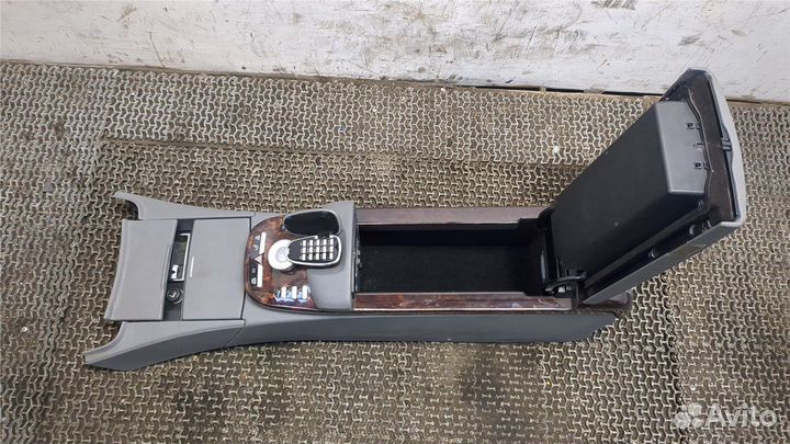 Консоль салона Mercedes S W221, 2007