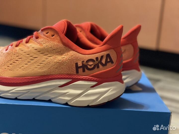 Hoka ONE ONE clifton 8