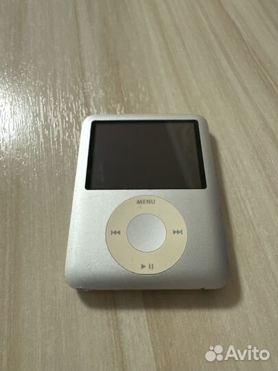 Плеер iPod nano 3 4gb
