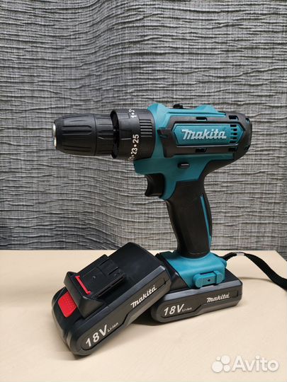 Шуруповерт makita новый