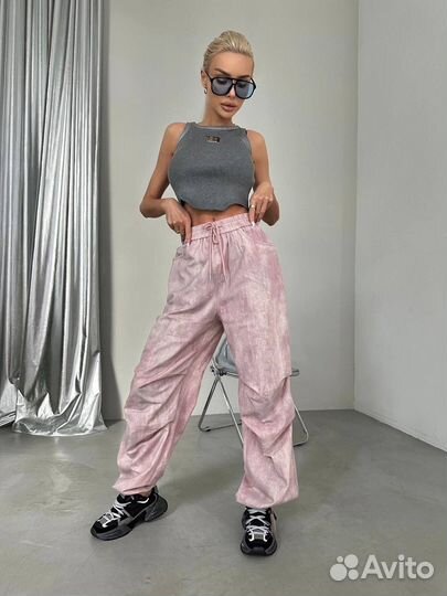 Стильные брюки карго Balenciaga