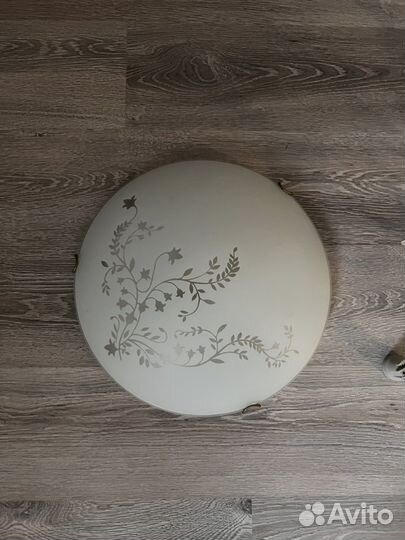 Настенная лампа