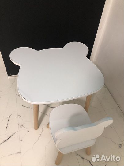Детский стол и стул