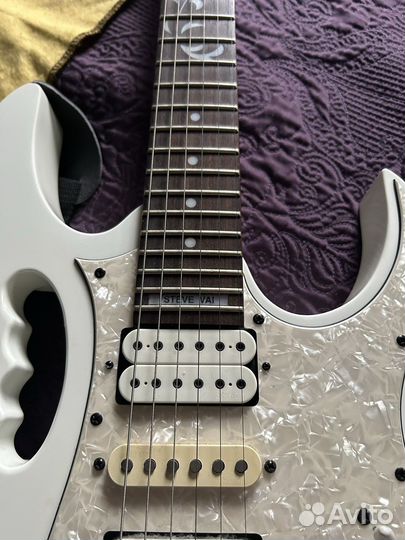 Ibanez JEM 555 WH Steve Vai Signature