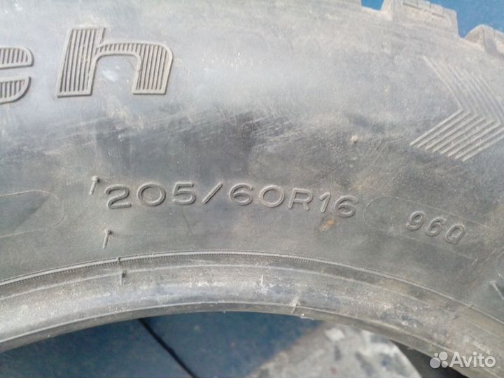 Bfgoodrich G-Force Stud 205/60 R16 96Q