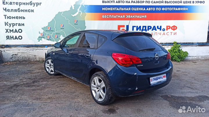 Резистор отопителя Opel Astra J 13503201