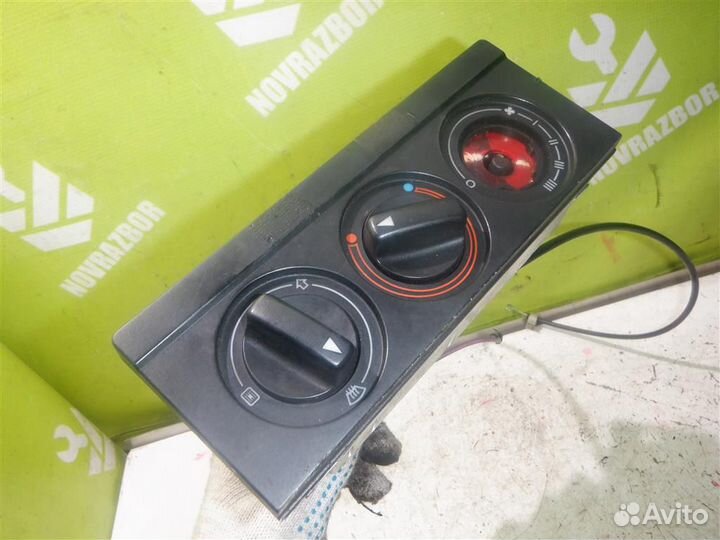 Блок управления печкой Ауди 80 90 Б3