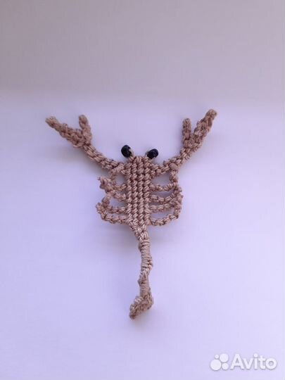 Скорпион макраме брелок, брошь, подвеска