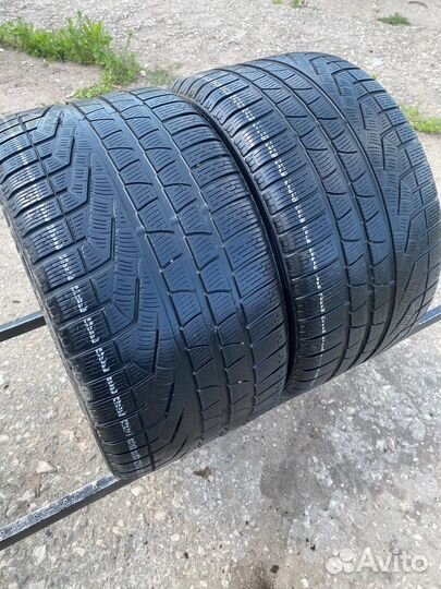 Pirelli Winter 210 SnowControl Serie II 285/35 R20