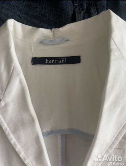 Пиджак Ferrari и джинсы Armani