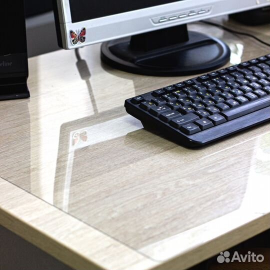 Защитный коврик на стол 670х600 мм прозрачный толщ