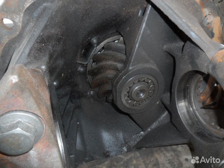 Корпус редуктора б/у scania 5 серия