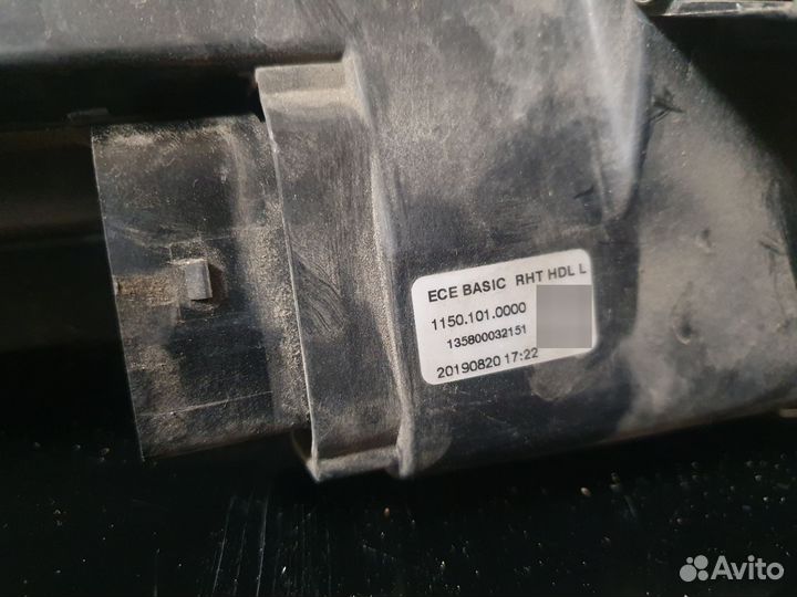 Фара для Шкода Суперб 3. 2020г