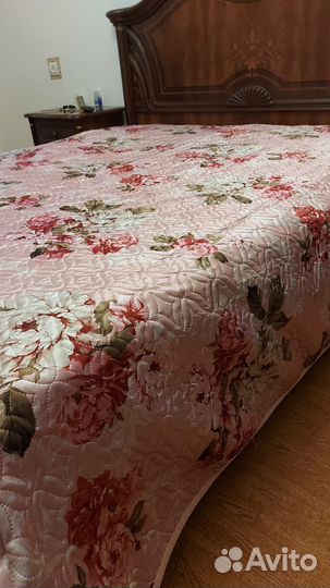 Покрывало атласное