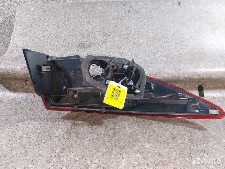 Фонарь задний правый Mazda Mazda6