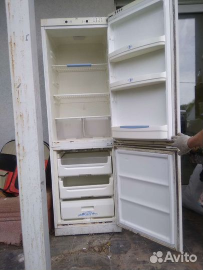 Холодильники на запчасти