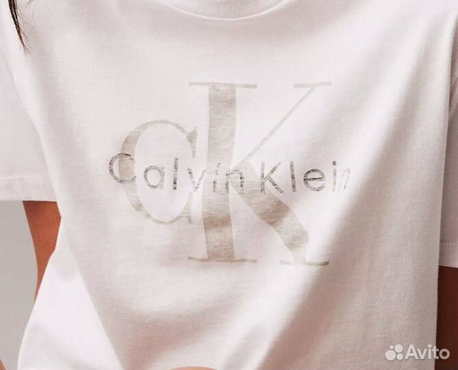 Calvin klein футболка xs женская