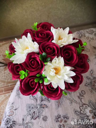 Букеты из пенных цветов