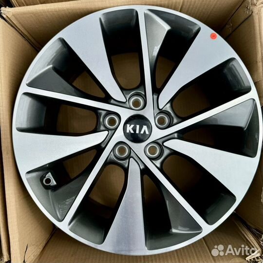 Диски Kia R18 оригинал новые