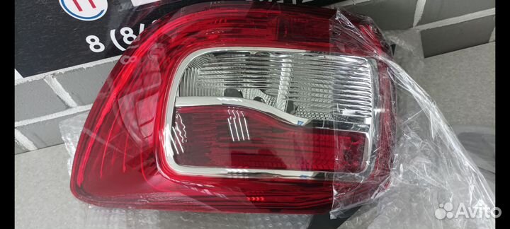 Фонарь задний правый и левый на Рено Логан 2