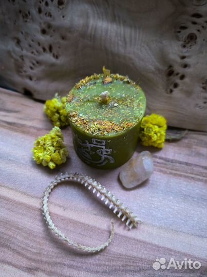 Программная свеча на защиту, пчелиный воск. Москва