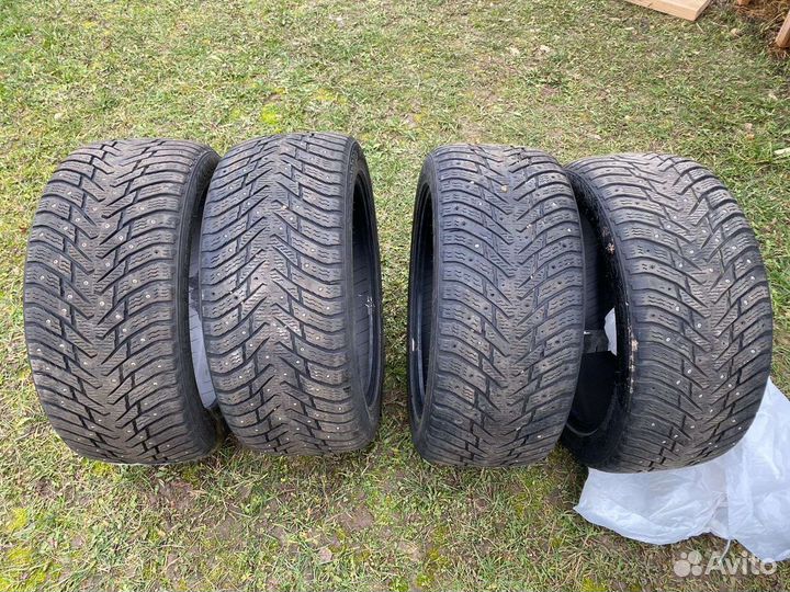 Nokian Tyres Hakkapeliitta 8 245/45 R18