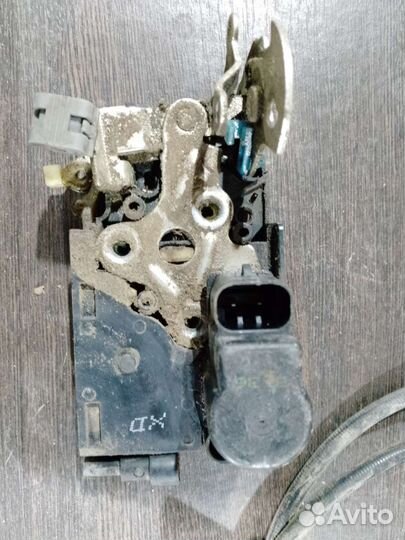 Замок передний левый lacetti