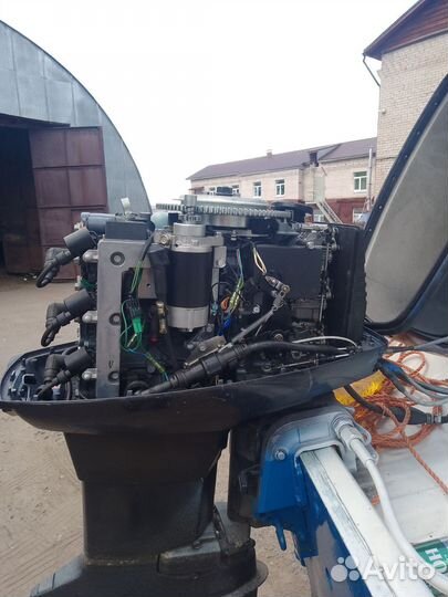 Лодка моторная Казанка 5М3 с мотором