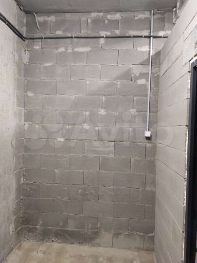 Машиноместо, 10 м²