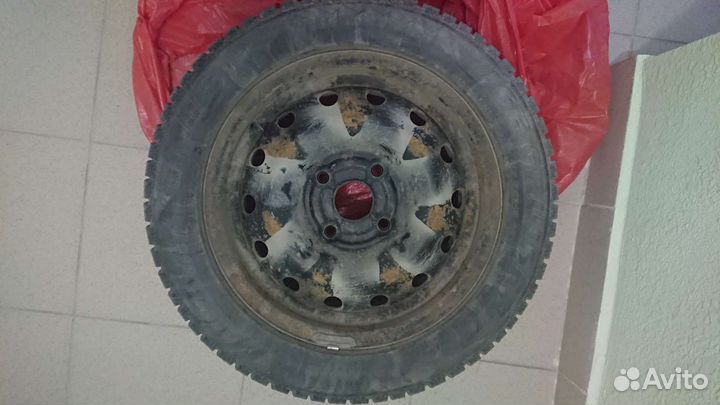 R15 Bridgestone Ice Cruiser 5000 195/55, PCD 4x114.3 DIA 56.6