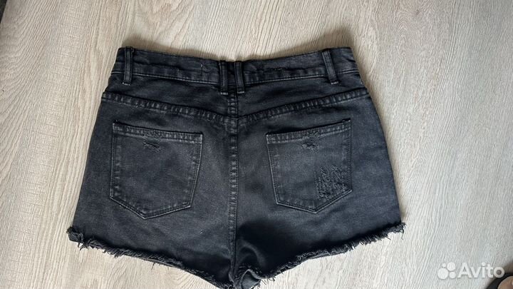 Шорты женские