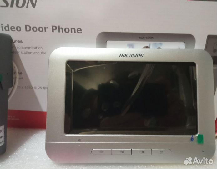 Видеодомофон цветной,Hikvision,с вызывной панелью
