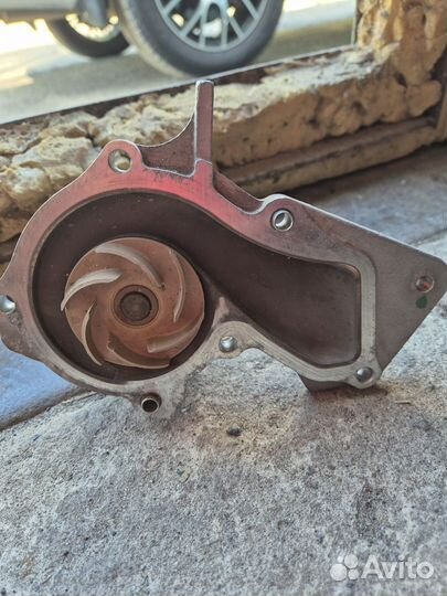 Помпа ford focus 3 (водяной насос)