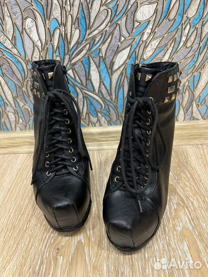 Ботильоны Carnaby 38