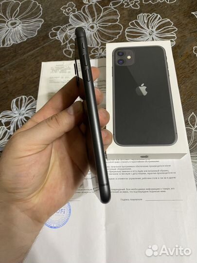 iPhone 11, 128 ГБ