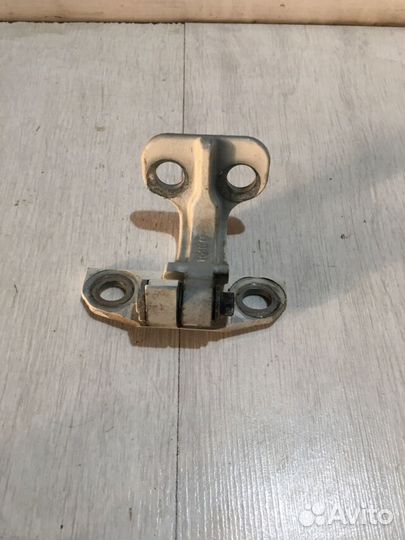 Петля двери jaguar XF 3.0 ат aj30