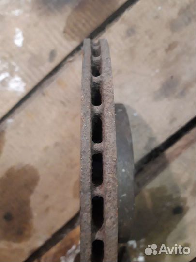 Продам тормозные диски