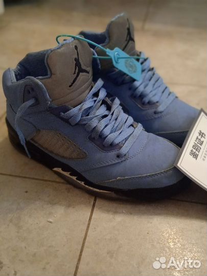 Jordan 5 blue