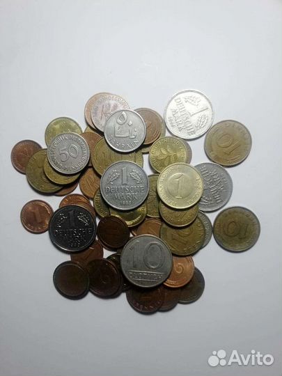 Монеты и купюры