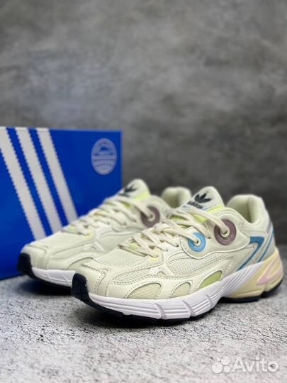 Кроссовки Adidas Astir