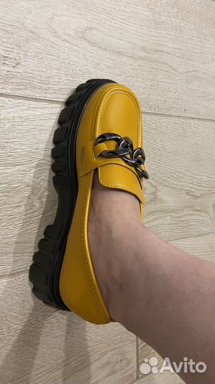 Лоферы женские