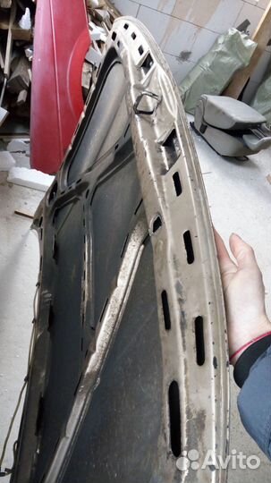 Капот Пассат Б3 1.8 МКПП