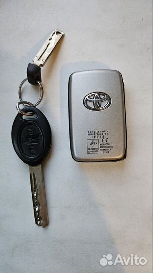 Оригинальный смарт ключ Toyota Camry
