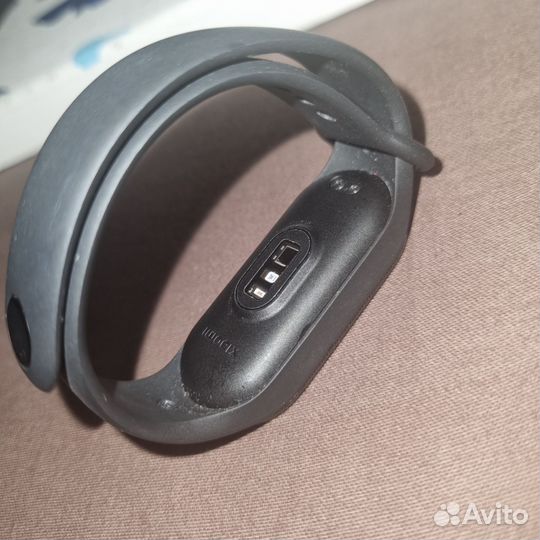 Фитнес-браслет Xiaomi Mi Band 7