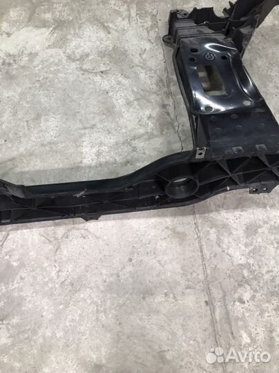 Передняя панель (телевизор) Hyundai Tucson 3(3780)