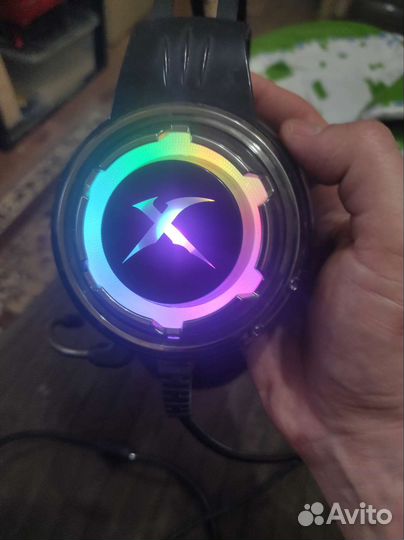 Игровые наушники с подсветкой