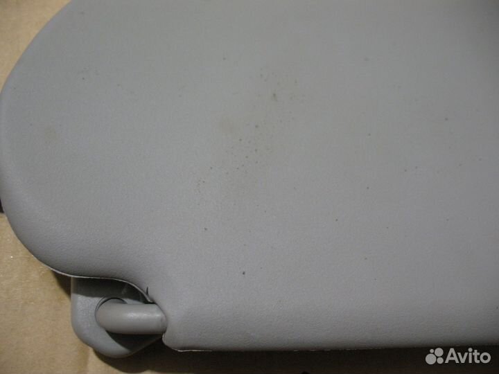 Левый козырек солнцезащитный Nissan Almera N16