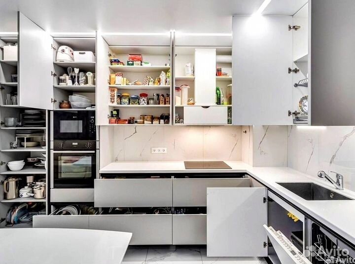 Кухонный гарнитур 