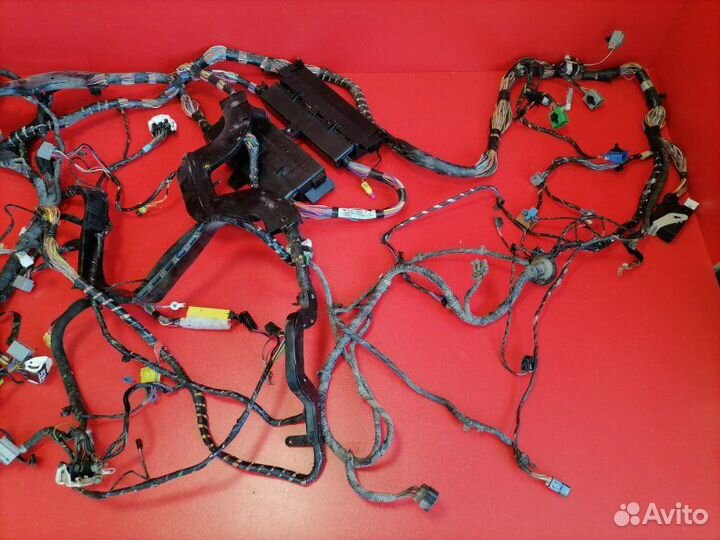 Проводка салона Cadillac Srx FEE LH2 2006