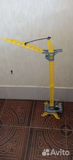 Продаю башенный кран детский